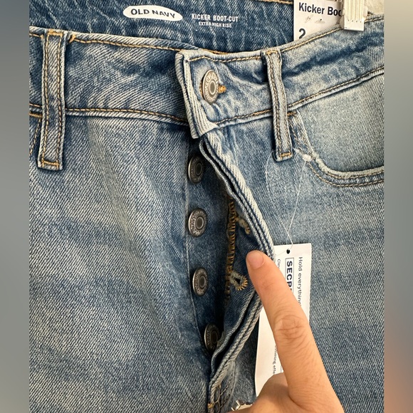 NWT Old Navy jeans - Picture 2 of 3